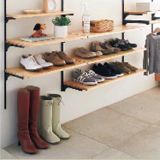 棚板の高さを調整